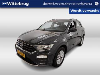 Volkswagen T-Roc 1.0 TSI Style / CRUISE/ PARKEER SENSOREN