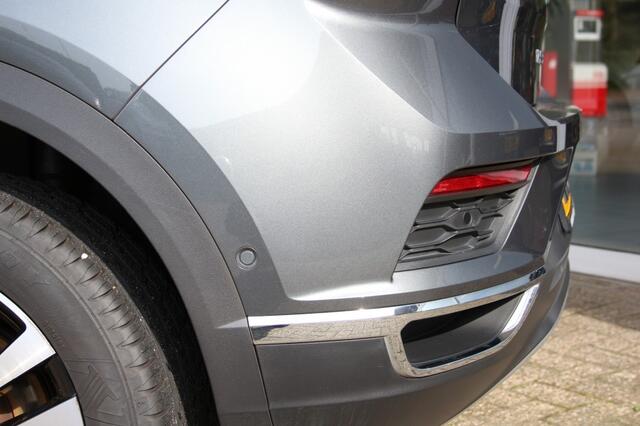 Volkswagen T-Roc 1.5 TSI ACT IQ Drive, Parkeerhulp, Camera, Stoelverwaming – foto 4