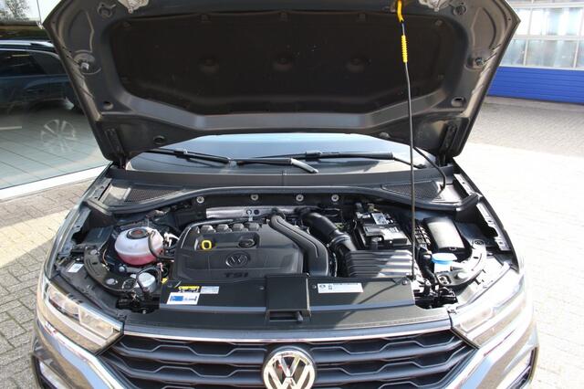 Volkswagen T-Roc 1.5 TSI ACT IQ Drive, Parkeerhulp, Camera, Stoelverwaming – foto 7