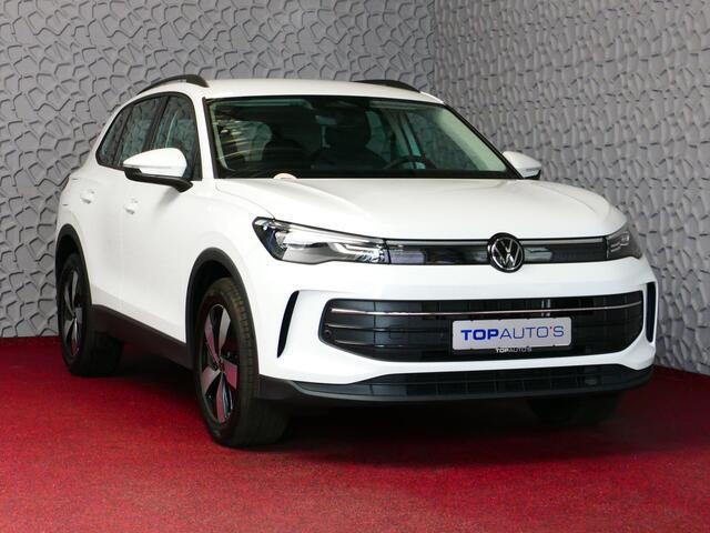 Volkswagen TIGUAN 1.5 eTSI 150 LIFE EDTION NAVI CAMERA TREKHAAK STOEL/STUUR VERW. COMF.STOEL AMBIENTE LED 3/2024!