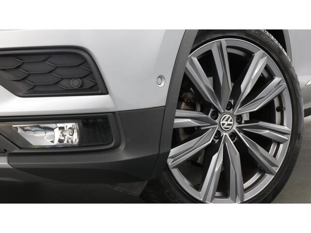 Volkswagen TIGUAN Allspace 1.5 TSI 150pk DSG Highline 7p. Panoramadak