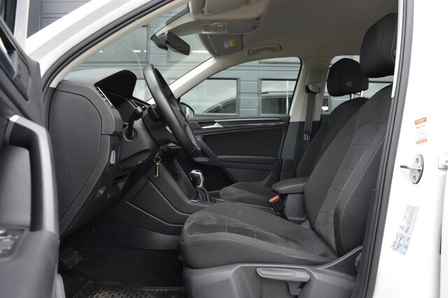 Volkswagen TIGUAN 1.4 TSI eHybrid | ACC | CAMERA | NAVI | TREKHAAK |