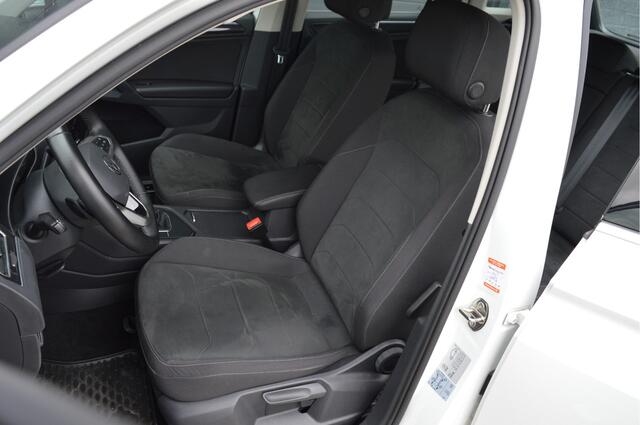 Volkswagen TIGUAN 1.4 TSI eHybrid | ACC | CAMERA | NAVI | TREKHAAK |