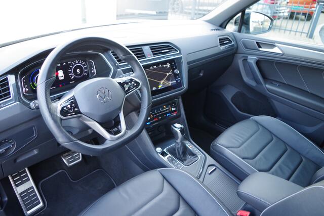 Volkswagen TIGUAN 1.4 TSI 245 PK eHybrid R-Line BNS+ PHEV, Panoramadak, 20" LM, 360 Camera, Leder, IQ-LED, Memory