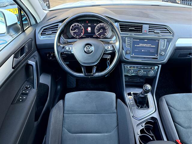 Volkswagen TIGUAN 1.4 TSI Connected Series Panoramadak, Virt.Display , Trekhaak