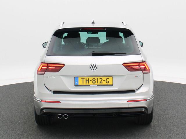 Volkswagen TIGUAN 1.4 TSi 150 Pk Automaat 4Motion Highline | Full LED | Navigatie | Adaptive Cruise | 19 Inch | Privacy Glass | 117.908 Km!!