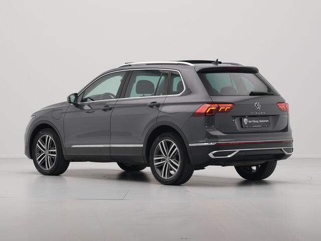 Volkswagen TIGUAN 1.4 TSI 245pk eHybrid Elegance Panorama Camera Side Assist Matrix Led 158