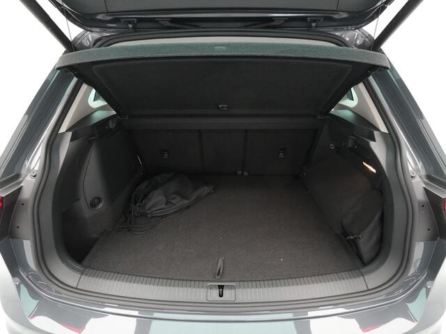 Volkswagen TIGUAN 1.4 TSI 245pk eHybrid Elegance Panorama Camera Side Assist Matrix Led 158