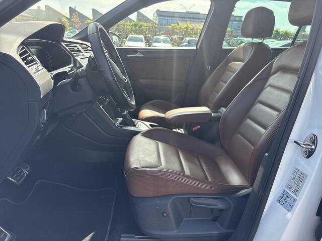 Volkswagen TIGUAN 1.5 Tsi 150pk DSG R-Line Business+ · Camera · Keyless · Elek. Achterklep · Apple/Android Car Play · 20'' Inch · Garantie t/m 17-11-2026 of 100.000km