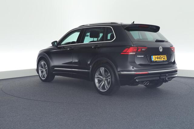 Volkswagen TIGUAN 1.5 TSI ACT 150pk DSG R-Line IQ.Drive Trekhaak Camera Leder Panoramadak Virtual Cockpit Navigatie