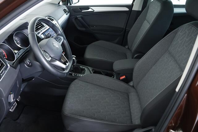 Volkswagen TIGUAN 1.5 TSI Move DSG / LED / Aut / Navi / ACC / CarPlay