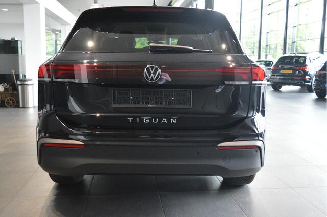 Volkswagen TIGUAN 2.0 TDI Life navi camera cruise led trekhaak keyless 150 pk !!