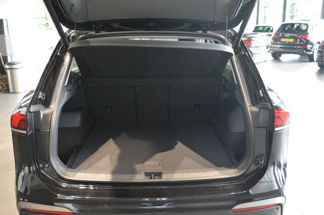 Volkswagen TIGUAN 2.0 TDI Life navi camera cruise led trekhaak keyless 150 pk !!