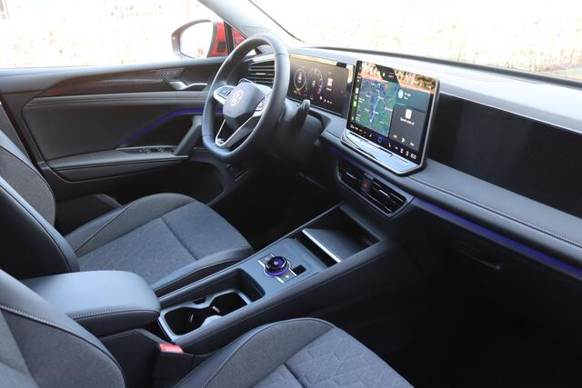Volkswagen TIGUAN 1.5 eHybrid 204pk Edition IQ.Light/Keyless/Camera/DCC/ACC/Winterpakket/Elek. klep/Dodehoek/trekhaak wegkl.