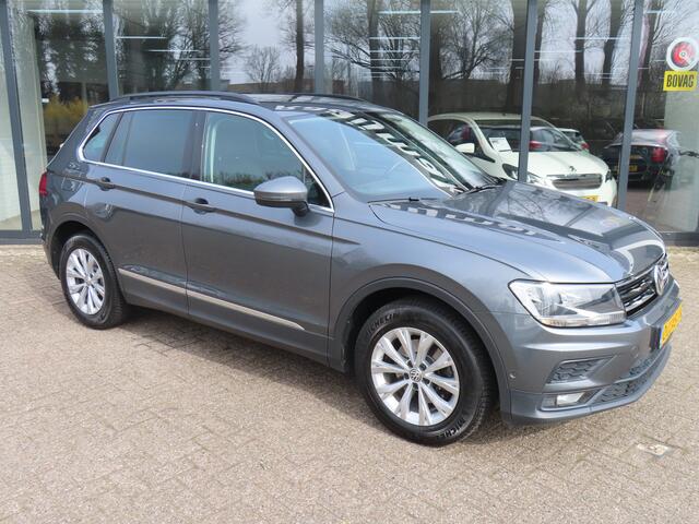 Volkswagen TIGUAN 1.5TSI Automaat Comfortline Business*Panoramadak*Leder*Trekhaak*