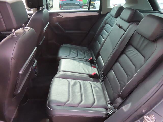 Volkswagen TIGUAN 1.5TSI Automaat Comfortline Business*Panoramadak*Leder*Trekhaak*