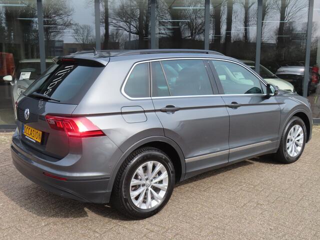 Volkswagen TIGUAN 1.5TSI Automaat Comfortline Business*Panoramadak*Leder*Trekhaak*