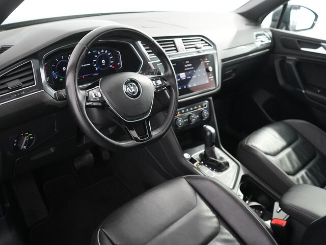 Volkswagen TIGUAN Allspace 1.5 TSI Highline Business R-line | Pano | Camera | Leer |