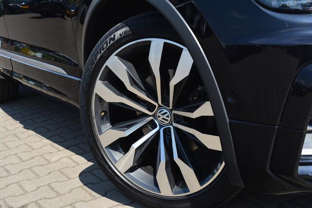 Volkswagen TIGUAN 1.4 TSI R-Line | Pano | 20 Inch | Trekhaak |