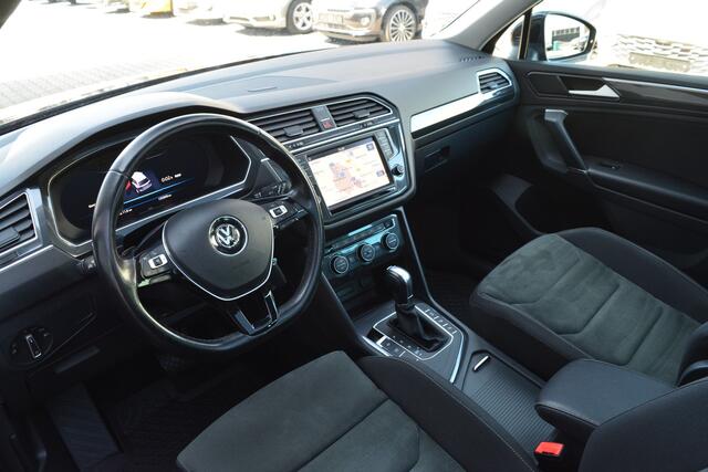 Volkswagen TIGUAN 1.4 TSI R-Line | Pano | 20 Inch | Trekhaak |