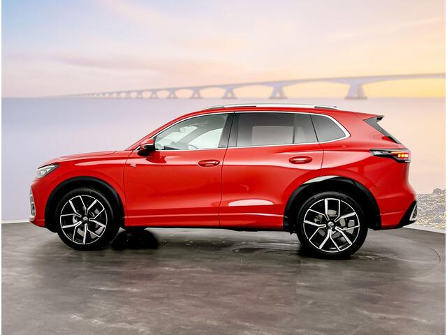 Volkswagen TIGUAN 1.5 eTSI R-Line Business