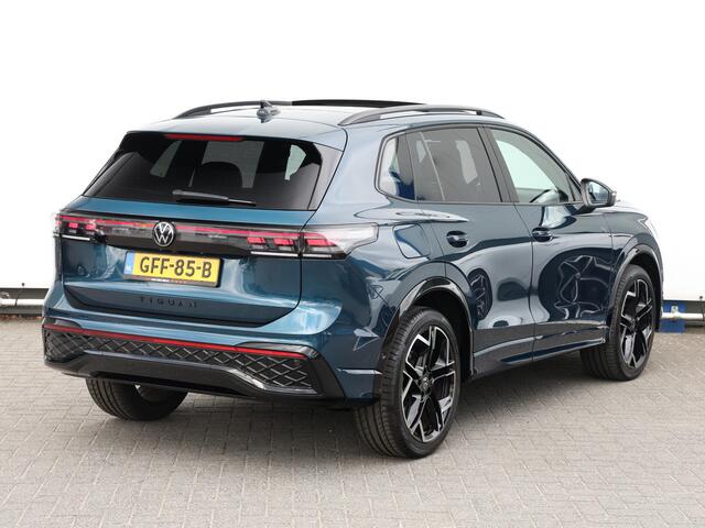 Volkswagen TIGUAN 1.5 eTSI R-Line Business 150PK DSG | Led plus | Panoramadak | Navigatie | Side assist | Camera |