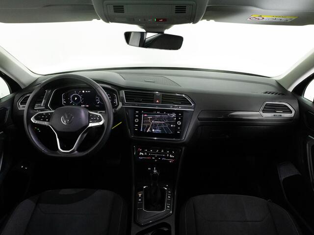 Volkswagen TIGUAN 1.4 TSI eHybrid 245 PK Elegance | LED IQ | Navigatie | 19 Inch Velgen | Adaptieve Cruise Control |