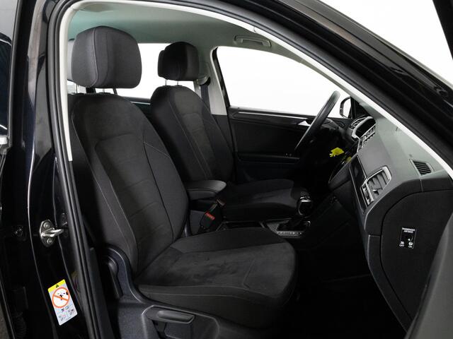 Volkswagen TIGUAN 1.4 TSI eHybrid 245 PK Elegance | LED IQ | Navigatie | 19 Inch Velgen | Adaptieve Cruise Control |