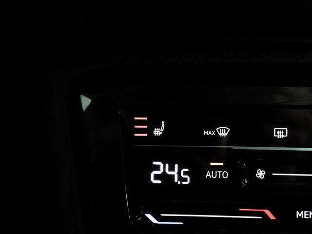 Volkswagen TIGUAN 1.4 TSI eHybrid 245 PK Elegance | LED IQ | Navigatie | 19 Inch Velgen | Adaptieve Cruise Control |