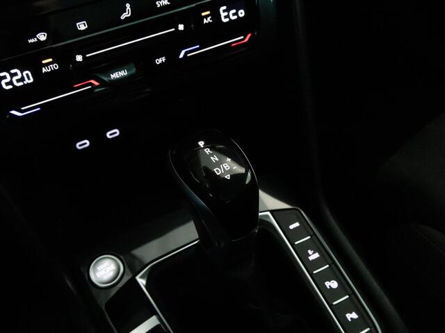 Volkswagen TIGUAN 1.4 TSI eHybrid 245 PK Elegance | LED Matrix IQ | Navigatie | Trekhaak| Keyless | Adaptieve Cruise Control |