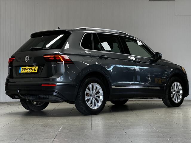 Volkswagen TIGUAN 1.4 TSI Comfortline Business/ Trekhaak/ Apple + Android/ DAB+/ Navi/ Clima/ Adaptive Cruise/ Lane-Assist./ Armsteun/ Multi. LEDER. Stuur/ 17'' LMV/ Mistl./ PDC V+A/ Chroom/ Dakrails.