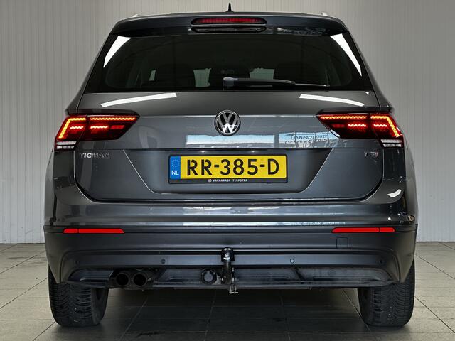 Volkswagen TIGUAN 1.4 TSI Comfortline Business/ Trekhaak/ Apple + Android/ DAB+/ Navi/ Clima/ Adaptive Cruise/ Lane-Assist./ Armsteun/ Multi. LEDER. Stuur/ 17'' LMV/ Mistl./ PDC V+A/ Chroom/ Dakrails.
