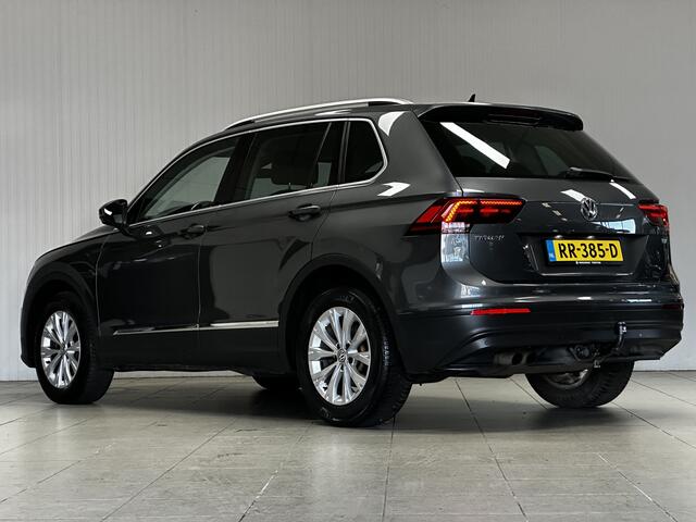 Volkswagen TIGUAN 1.4 TSI Comfortline Business/ Trekhaak/ Apple + Android/ DAB+/ Navi/ Clima/ Adaptive Cruise/ Lane-Assist./ Armsteun/ Multi. LEDER. Stuur/ 17'' LMV/ Mistl./ PDC V+A/ Chroom/ Dakrails.