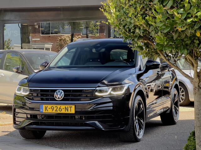 Volkswagen TIGUAN 1.5 TSI AUT7 3X R-LINE BLACK-LINE LEDER NAVI CAMERA DIGI-DASH APPLE-CARPLAY IQ-DRIVE LED LMV PDC