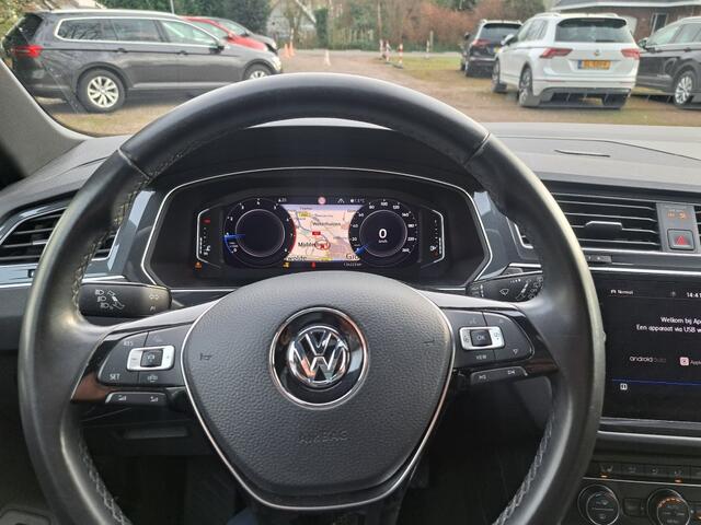 Volkswagen TIGUAN 1.5 TSI R-line / Highline Alcantara Panodak