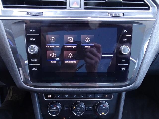 Volkswagen TIGUAN 1.4 TSI COMF BUS-Allspace-Automaat-Pano-Media app-Clima-carplay