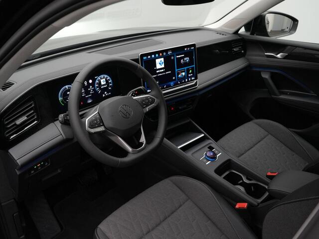 Volkswagen TIGUAN 1.5 204 pk DSG eHybrid Life Edition | Trekhaak | Adaptief onderstel | Stuur-/stoelverwarming | Achteruitrijcamera
