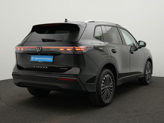 Volkswagen TIGUAN 1.5 204 pk DSG eHybrid Life Edition | Trekhaak | Adaptief onderstel | Stuur-/stoelverwarming | Achteruitrijcamera