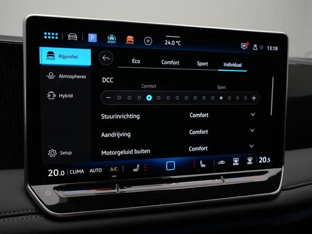 Volkswagen TIGUAN 1.5 204 pk DSG eHybrid Life Edition | Trekhaak | Adaptief onderstel | Stuur-/stoelverwarming | Achteruitrijcamera