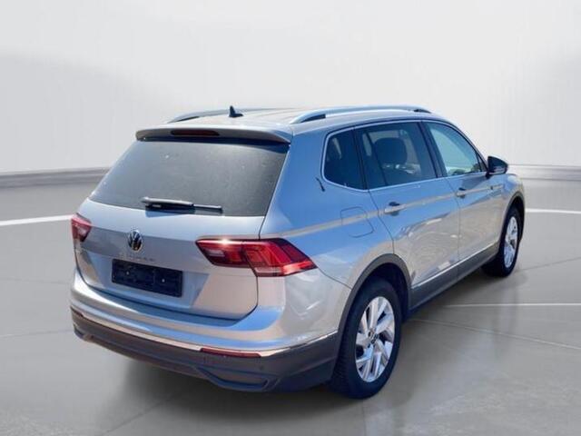 Volkswagen TIGUAN All-Space 1.5TSI/150PK Life · Navigatie · Trekhaak · Parkeersensoren