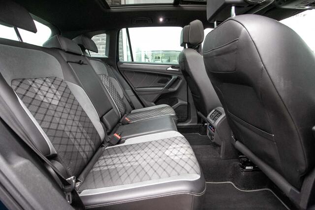 Volkswagen TIGUAN 1.4 TSI eHybrid R-Line Business+ - All-in rijklrprs | Navi | Panodak | Camera | GRATIS TREKHAAK