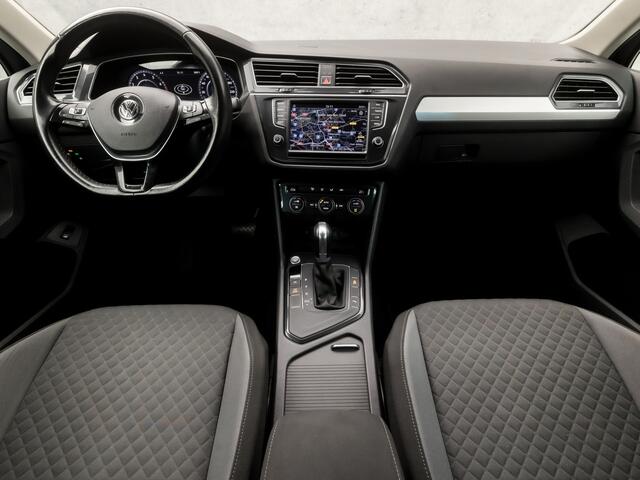 Volkswagen TIGUAN 1.4 TSI ACT Sport 150Pk Automaat (VIRTUAL COCKPIT, APPLE CARPLAY, NAVIGATIE, KEYLESS, STOELVERWARMING, CLIMATE, SPORTSTOELEN, ADAPTIVE CRUISE, LED KOPLAMPEN, PARKEERSENSOREN, NIEUWE APK, NIEUWSTAAT)