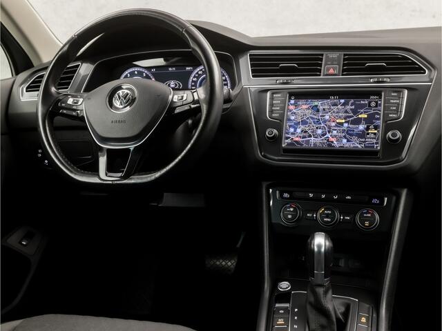 Volkswagen TIGUAN 1.4 TSI ACT Sport 150Pk Automaat (VIRTUAL COCKPIT, APPLE CARPLAY, NAVIGATIE, KEYLESS, STOELVERWARMING, CLIMATE, SPORTSTOELEN, ADAPTIVE CRUISE, LED KOPLAMPEN, PARKEERSENSOREN, NIEUWE APK, NIEUWSTAAT)