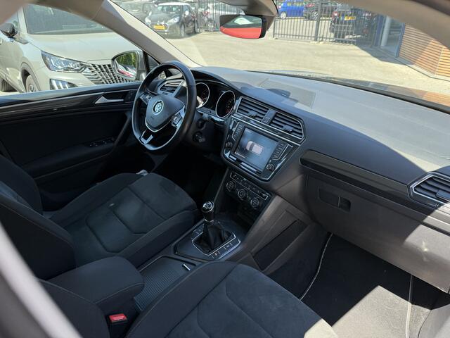 Volkswagen TIGUAN 1.4 TSI Comfortline Panodak / Navi / Trekhaak / Dynaudio / Clima