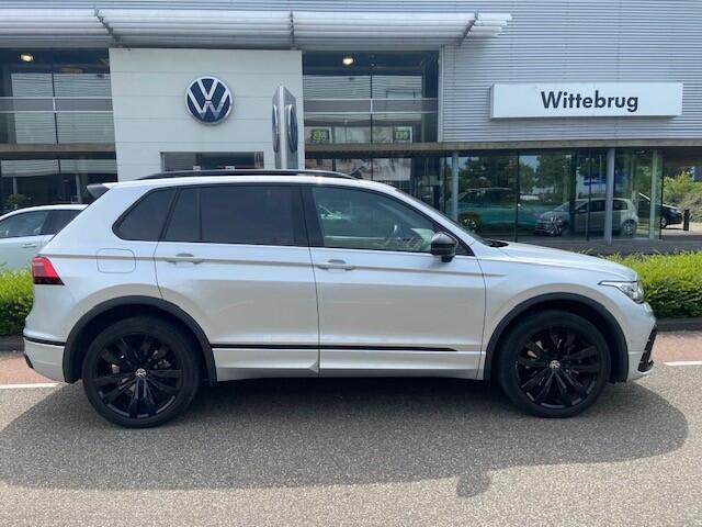 Volkswagen TIGUAN 1.4 TSI eHybrid R-Line Business Black Style/ Panodak/ 360Camera /20 inch / Trekhaak
