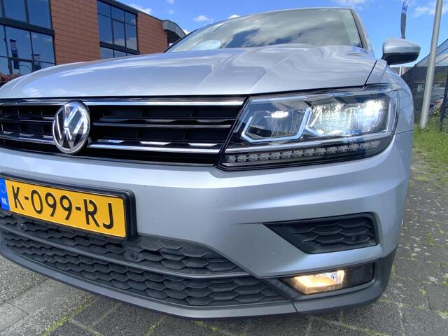 Volkswagen TIGUAN 1.5 TSI ACT DSG7-aut. Comfortline Business met o.a. LED koplampen, Winterpack, CarPlay, adapt. cruise, etc.