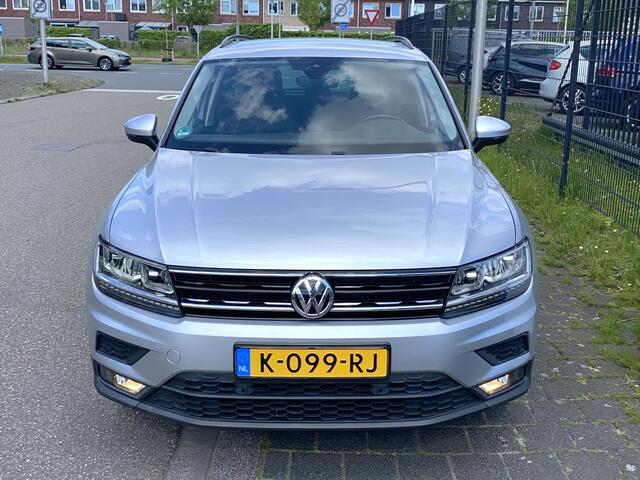 Volkswagen TIGUAN 1.5 TSI ACT DSG7-aut. Comfortline Business met o.a. LED koplampen, Winterpack, CarPlay, adapt. cruise, etc.