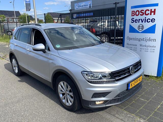 Volkswagen TIGUAN 1.5 TSI ACT DSG7-aut. Comfortline Business met o.a. LED koplampen, Winterpack, CarPlay, adapt. cruise, etc.
