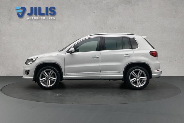 Volkswagen TIGUAN 1.4 TSI R-Line Edition | Elektrisch panoramadak | Bi-Xenon | Verwarmde sportstoelen | Trekhaak