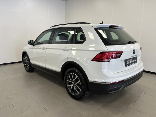Volkswagen TIGUAN 1.5 TSI Life Business / 150PK / NAVI / STOEL-STUURVERW. / PDC / 1800KG TREKG.